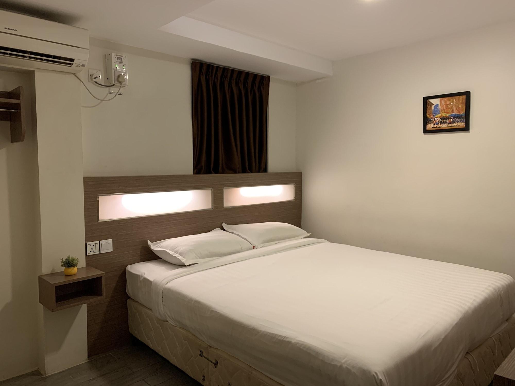 The Vibe Inn Yangon Exterior photo